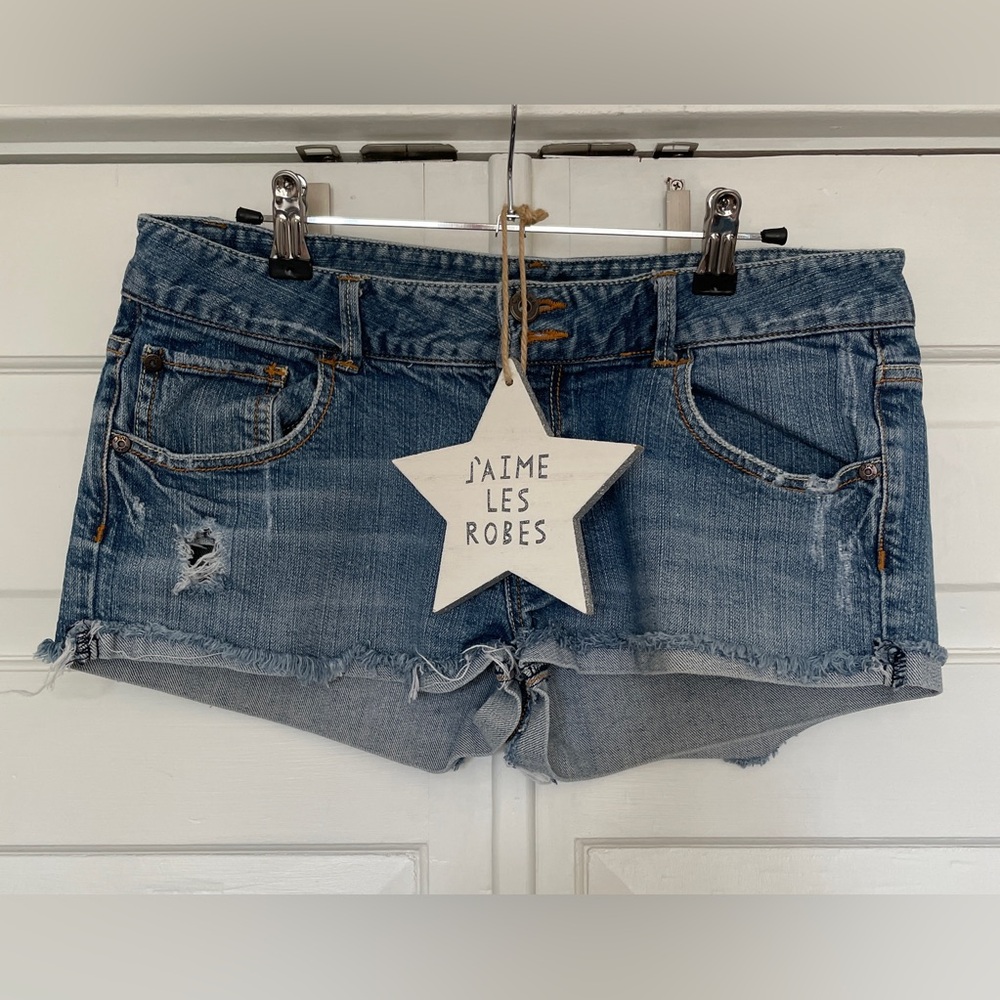 Forever 21 Distressed Blue Jean Short Shorts